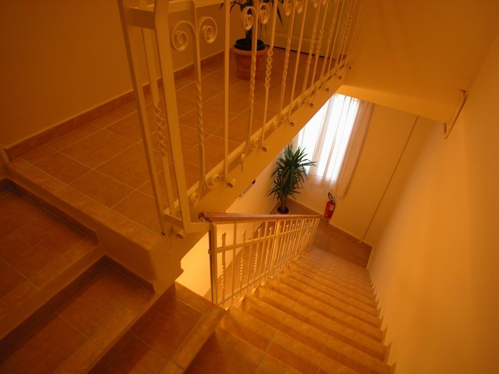 Guest House Roma Prato Kültér fotó