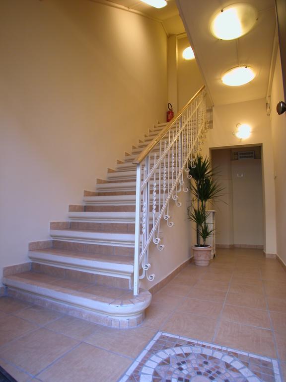 Guest House Roma Prato Kültér fotó